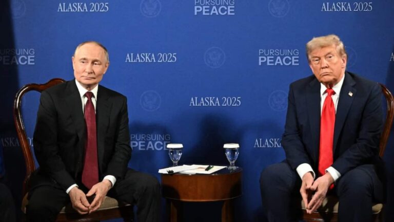 अलास्का समिट में पुतिन ने ट्रंप को दिया मॉस्को आने का न्यौता, रूस- यूक्रेन यूद्ध पर सस्पेंस बरकरार