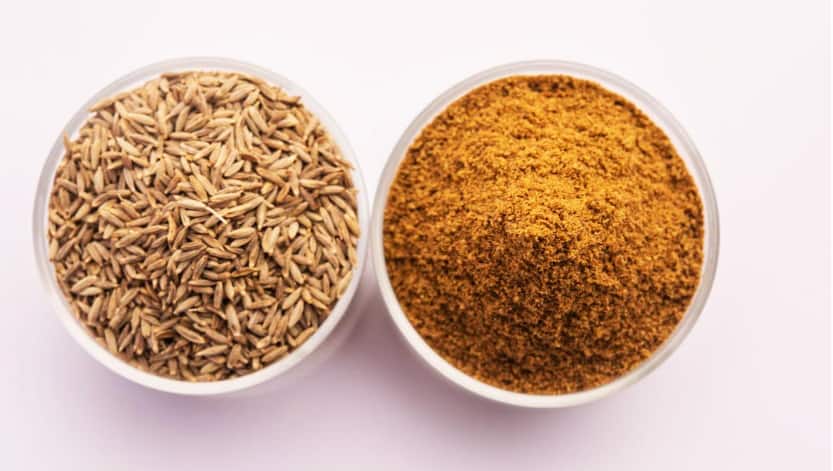 Weigh Loss: वजन घटाने के लिए जीरा या मेथी पानी, क्या है ज्यादा असरदार?