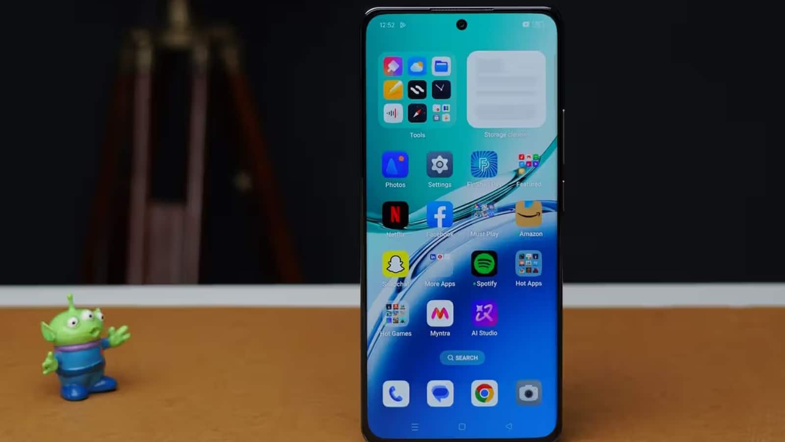 Independence Sale 2025: 25,000 से कम में खरीदें ये स्मार्टफोन्स, मिलेंगे कई बेहतरीन फीचर्स, जानें पूरी डील्स