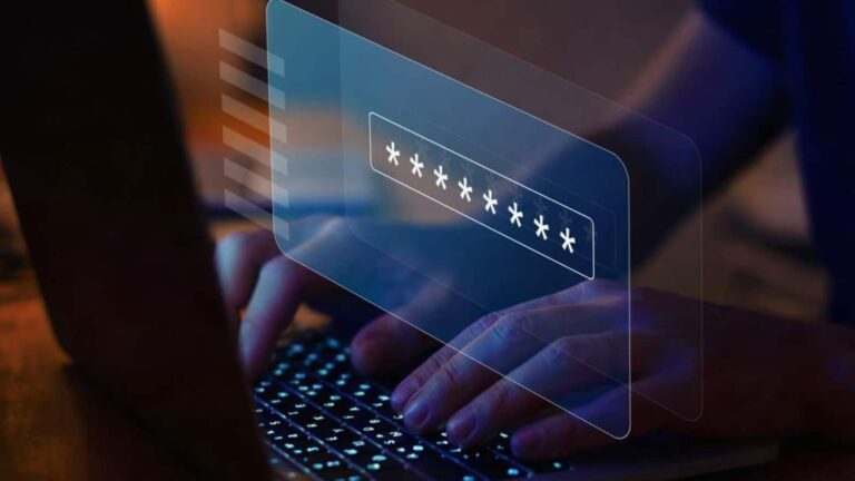 एक्सपर्ट्स ने बताए Strong Password बनाने के तरीके, स्कैमर्स मसलते रह जाएंगे हाथ