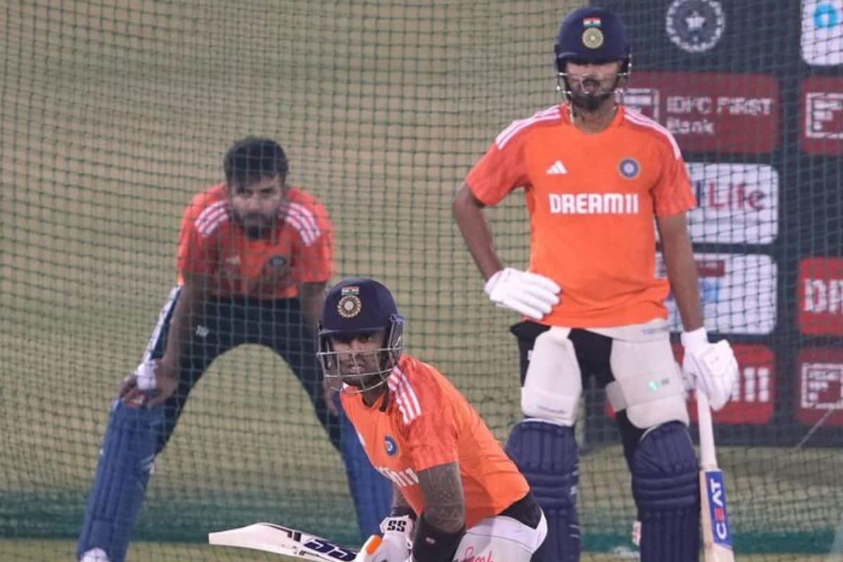 एशिया कप टीम से बाहर किए जाने के बाद आया श्रेयस अय्यर का पहला रिएक्शन