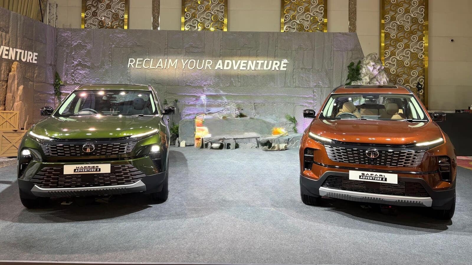 Tata Harrier और Safari का एडवेंचर X वेरिएंट लॉन्च, फीचर्स और लुक में है जबरदस्त, कीमत 18.99 लाख रुपये से शुरू