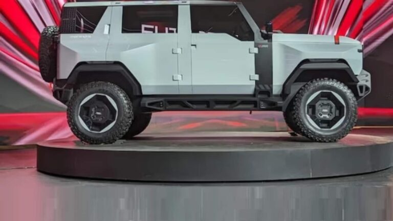 Mahindra ने Vision SXT कॉन्सेप्ट किया पेश, डिजाइन में दिखा इलेक्ट्रिक थार का पिकअप अवतार, ऑफ-रोड रेडी फीचर्स से है लैस