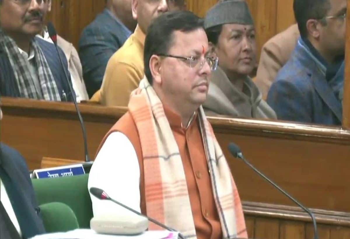 Uttarakhand: उत्तराखंड में अल्पसंख्यक शैक्षिक संस्थानों को लेकर कानून लाएगी सरकार, धामी कैबिनेट में दी मंजूरी