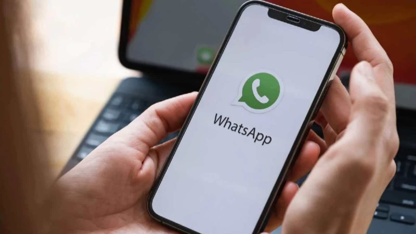 WhatsApp कैमरा में आया ये धमाकेदार फीचर, अब अंधेरे में भी खींच सकेंगे क्लियर फोटो