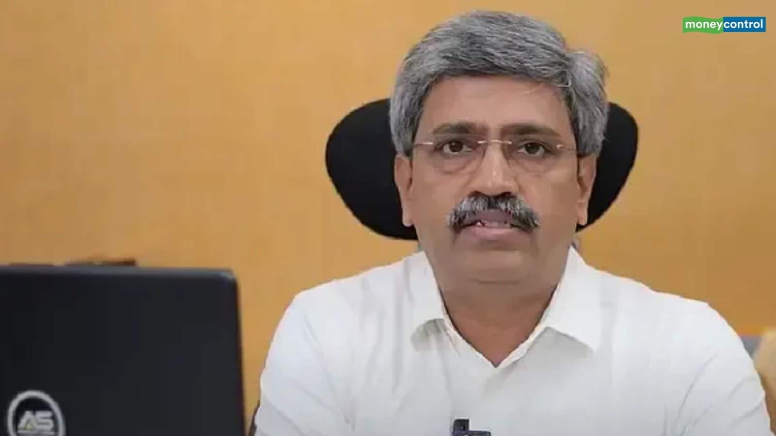 कौन हैं अवधूत साठे, जिन्हें माना जाता है ट्रेडिंग गुरु; आखिर क्यों हैं SEBI की जांच के दायरे में