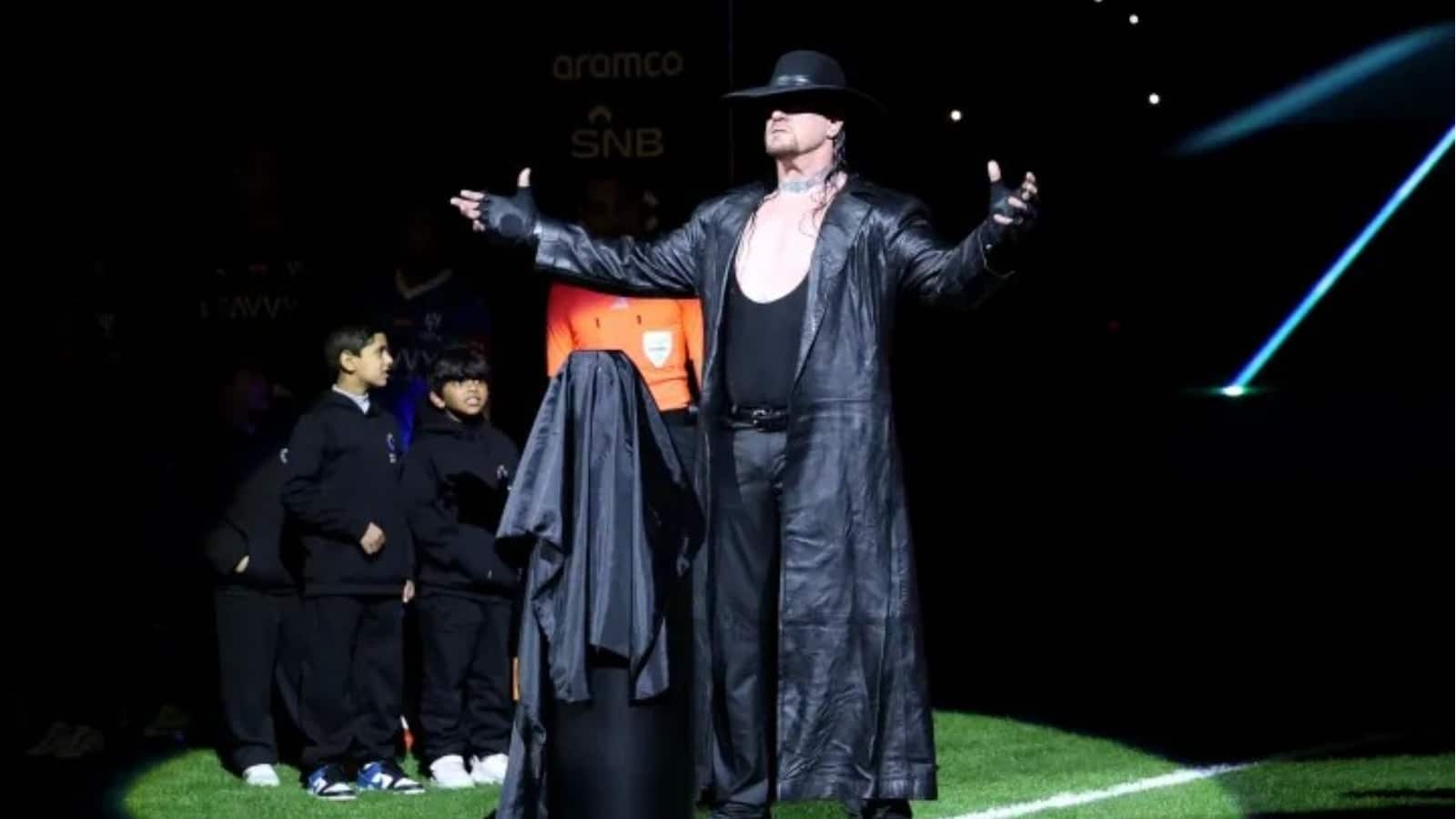 Bigg Boss 19: माइक टायसन बाद बिग बॉस 19 के घर में इस WWE स्टार की हो सकती है एंट्री, आंखे देख ही लोगों के छूट जाते हैं पसीने