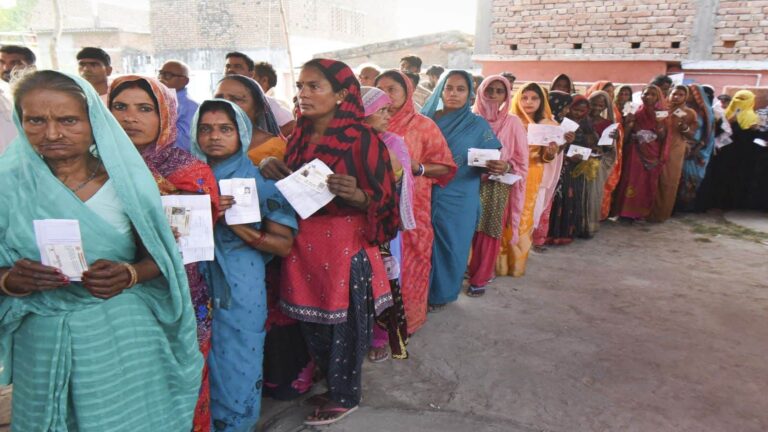 Bihar SIR Voter List: बिहार में 65 लाख वोटर्स के नाम कटे, चुनाव आयोग ने जारी की नई वोटर लिस्ट, देखें डिटेल्स