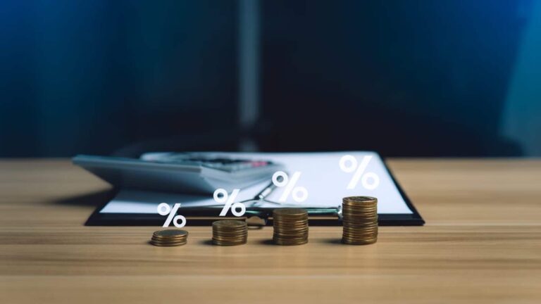 Bonus Share: 6 महीनों में पैसा हुआ डबल, अब पहली बार मिलने जा रहे बोनस शेयर; स्प्लिट भी होगा स्टॉक