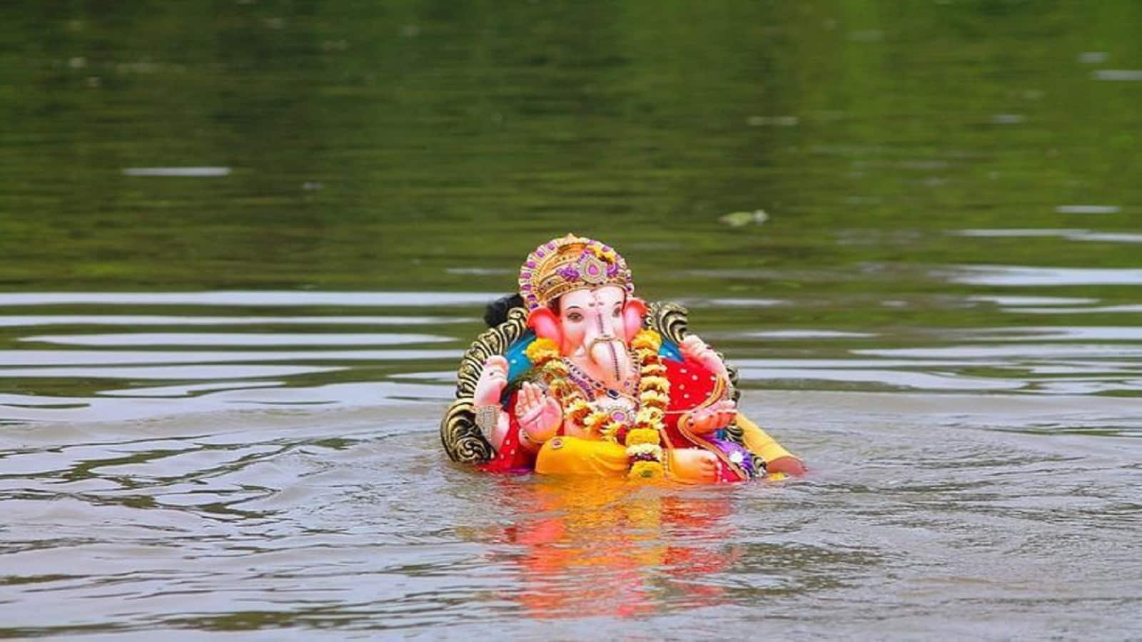 Ganesh Visarjan 2025: 5 और 7 दिन में बप्पा के विसर्जन का शुभ मुहूर्त जानें यहां, देखें अनंत चतुदर्शी तक की पूरी लिस्ट