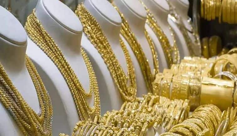 Gold Price Today: सोने की कीमतों में तेजी, इन कारणों से मिल रहा सपोर्ट, आगे कहां तक जाएगी कीमते