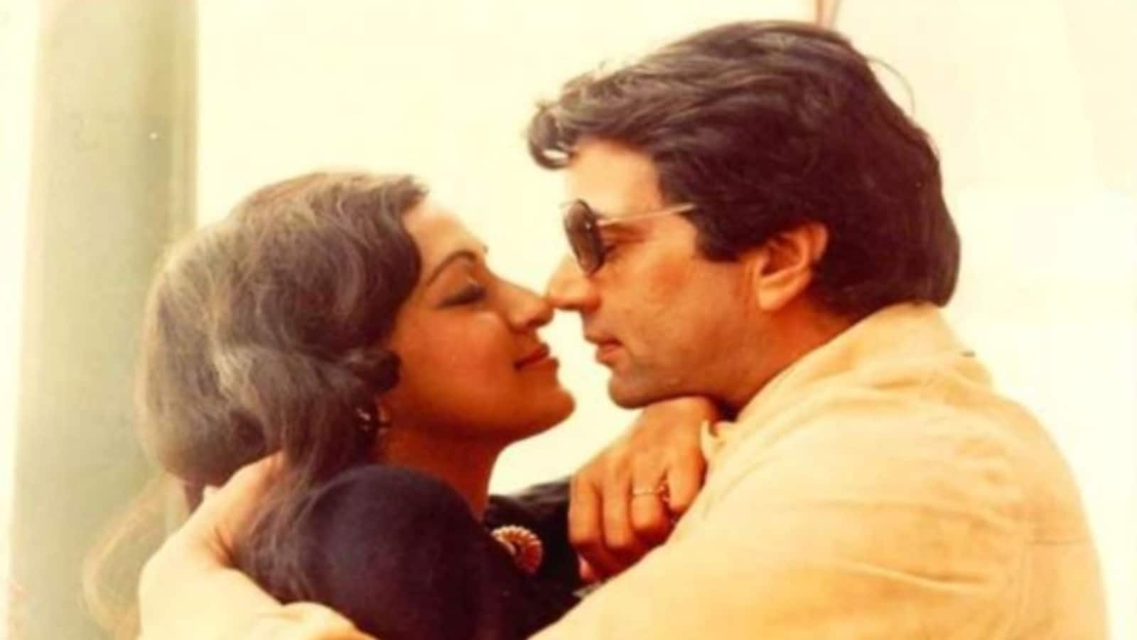 Cinema Ka Flashback: फोन पर धर्मेंद्र की बातें सुन जब हेमा मालनी खर्राटें लेकर सो गईं, बेटी ईशा देओल ने रिवील किया था किस्सा