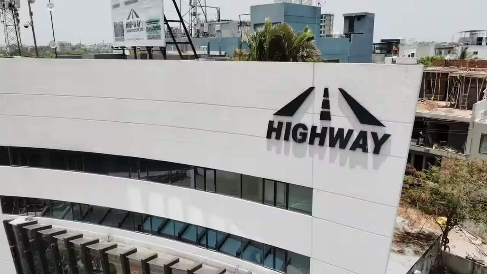 Highway Infra Shares: 67% मुनाफे के साथ लिस्ट हुआ शेयर, निवेशक अब खरीदें, बेचें या करें होल्ड? जानिए