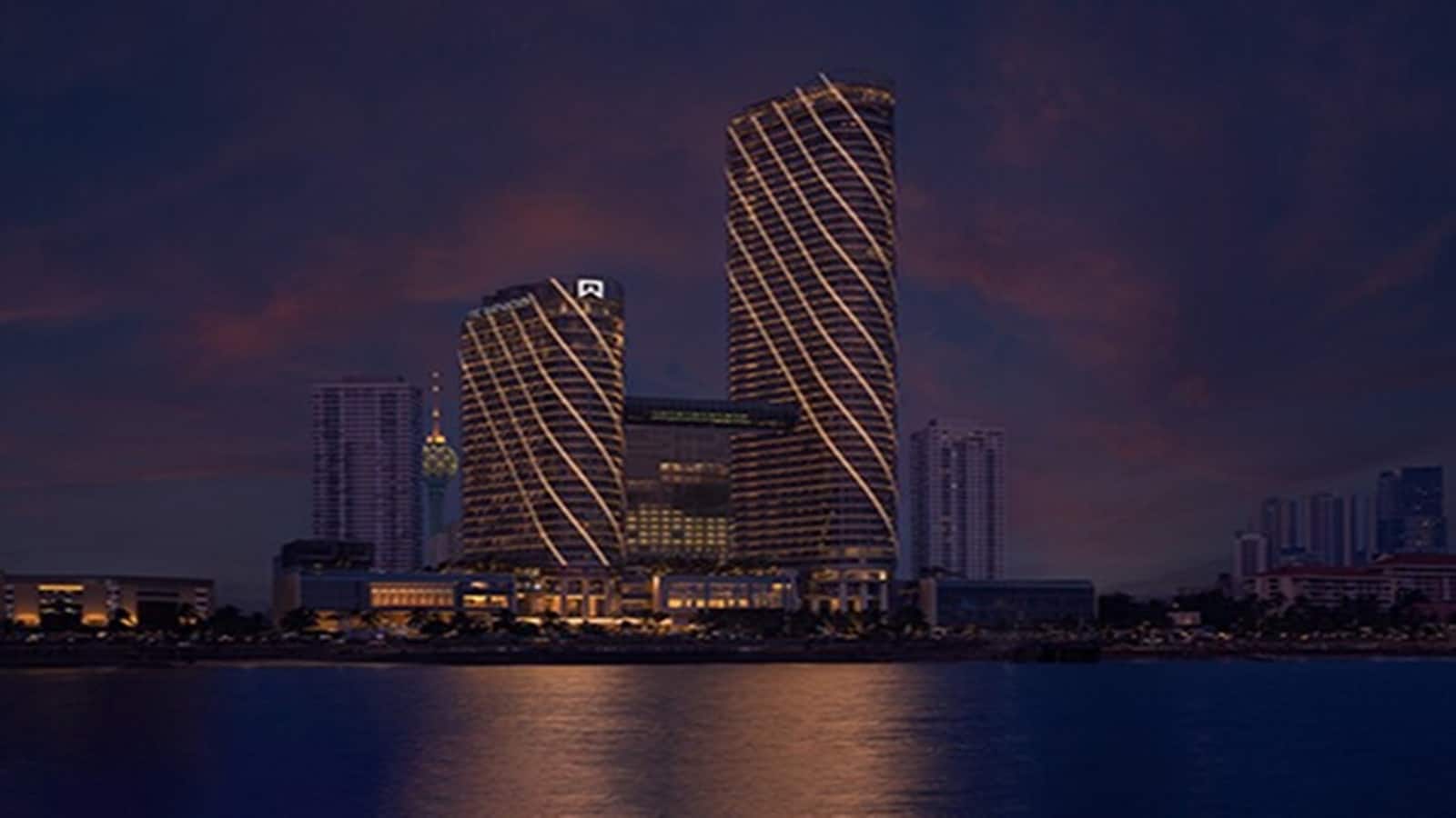 Hotel Stocks: पहली बार मिली सेल रेटिंग, इस होटल कंपनी के शेयर धड़ाम, फटाफट मिलाएं अपने पोर्टफोलियो से