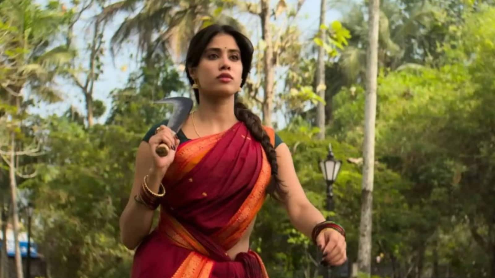 Janhvi Kapoor: 'परम सुंदरी' में साउथ गर्ल कैरेक्टर पर छिड़े विवाद पर जान्हवी कपूर ने किया रिएक्ट, बोलीं- फिल्म में आधा तमिल, आधा मलयाली...