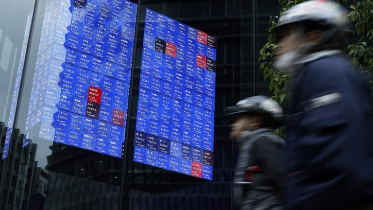 Nikkei at record high: कमजोर करेंसी पर चहके निवेशक! जापान का शेयर मार्केट रिकॉर्ड हाई पर