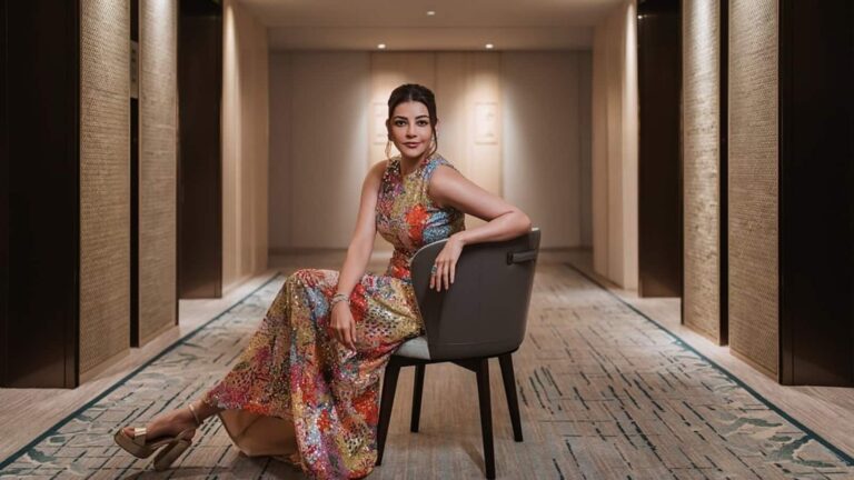 Kajal A Kitchlu: मल्टीकलर स्लिट गाउन में काजल ने बिखेरा जलवा, खूबसूरत स्माइल पर लट्टू हुए फैंस