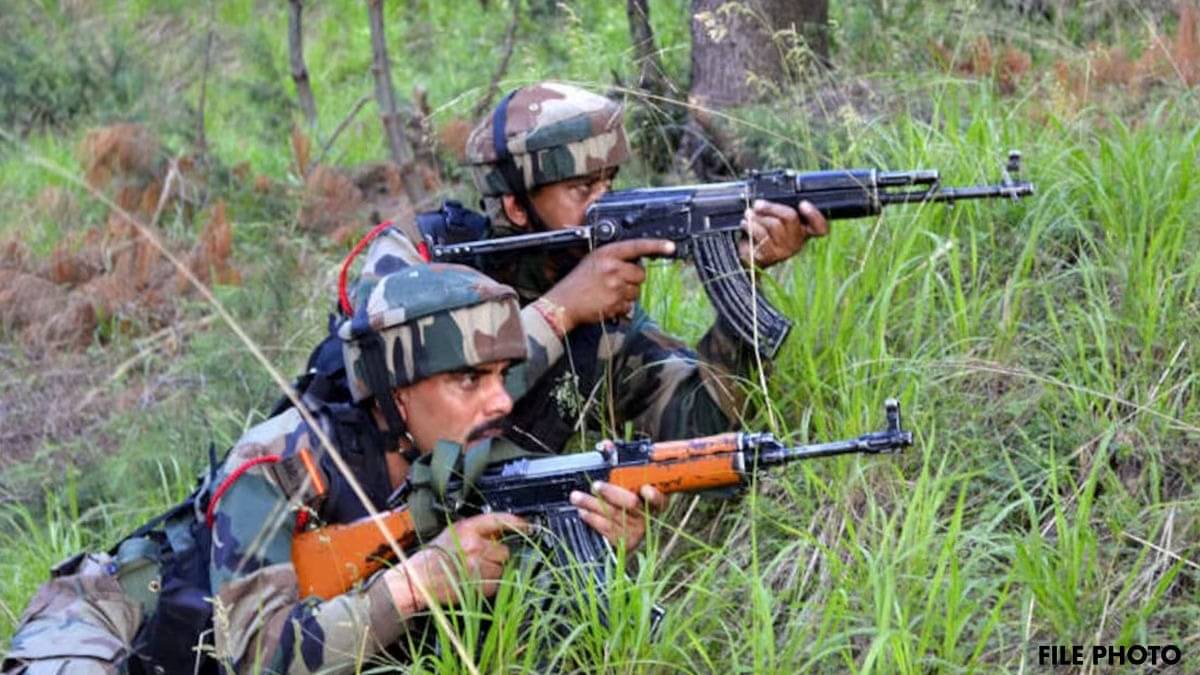 J&K: बांदीपोरा के गुरेज सेक्टर में घुसपैठ की कोशिश नाकाम, सेना के साथ मुठभेड़ में दो आतंकी ढेर
