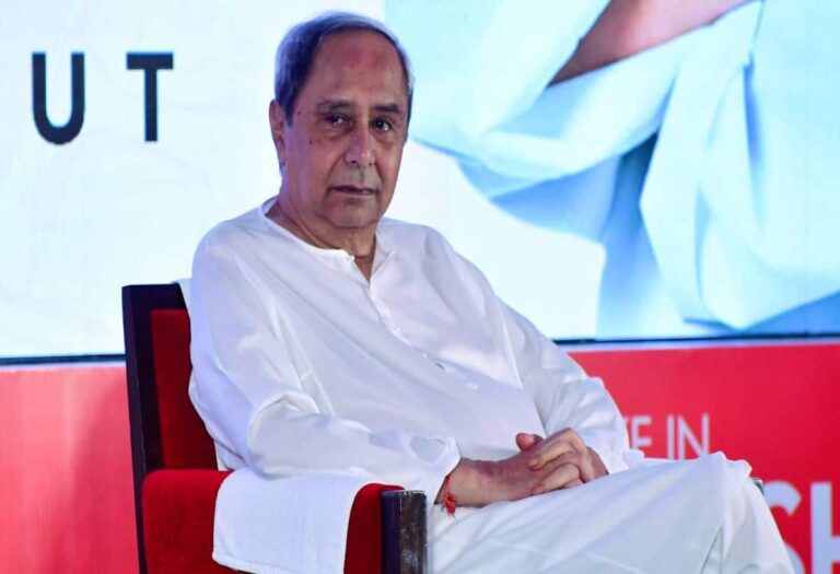Naveen Patnaik: ओडिशा के पूर्व CM नवीन पटनायक की तबीयत बिगड़ी, भुवनेश्वर के अस्पताल में एडमिट