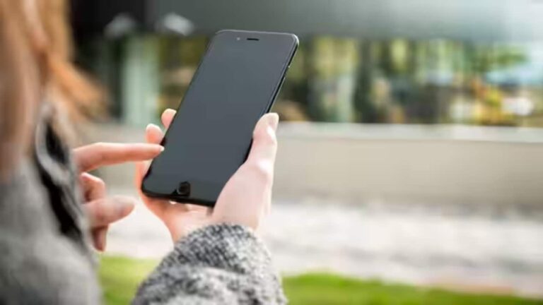 फोन की एक सेटिंग को बंद कर दिमाग को बनाएं 10 साल जवान! जानें कैसे करें ऑफ