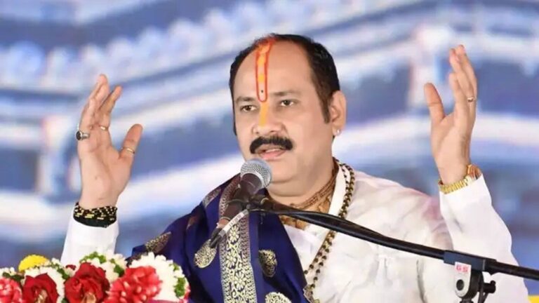 Kubereshwar Dham Stampede: पंडित प्रदीप मिश्रा के कुबेरेश्वर धाम में मची भगदड़! 2 महिला श्रद्धालुओं की मौत, कई घायल