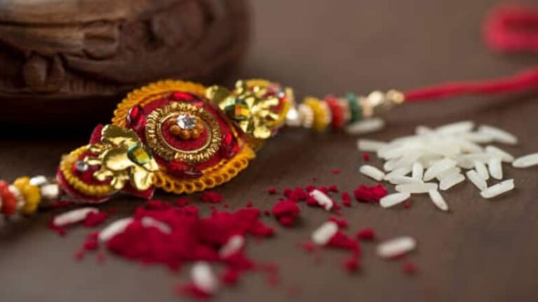 Rakhi Messages: रक्षा बंधन पर भेजें खूबसूरत संदेश जिसमें छिपे हैं भाई-बहन के रिश्ते के जज्बात