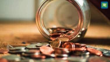 8.25% तक ब्याज! जानिए किन स्मॉल फाइनेंस बैंकों की FD स्कीम दे रही है सबसे ज्यादा रिटर्न