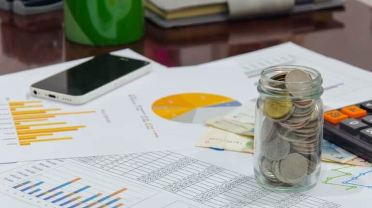 Kisan Vikas Patra: कैसा है केवीपी, क्या सरकार की इस स्कीम में आपको निवेश करना चाहिए?