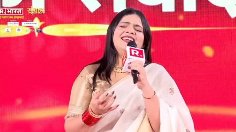 रिपब्लिक भारत के कार्यक्रम नए भारत का शंखनाद-'संवाद' कार्यक्रम की शुरुआत, स्वाति मिश्रा ने अपनी आवाज से बांधा समां