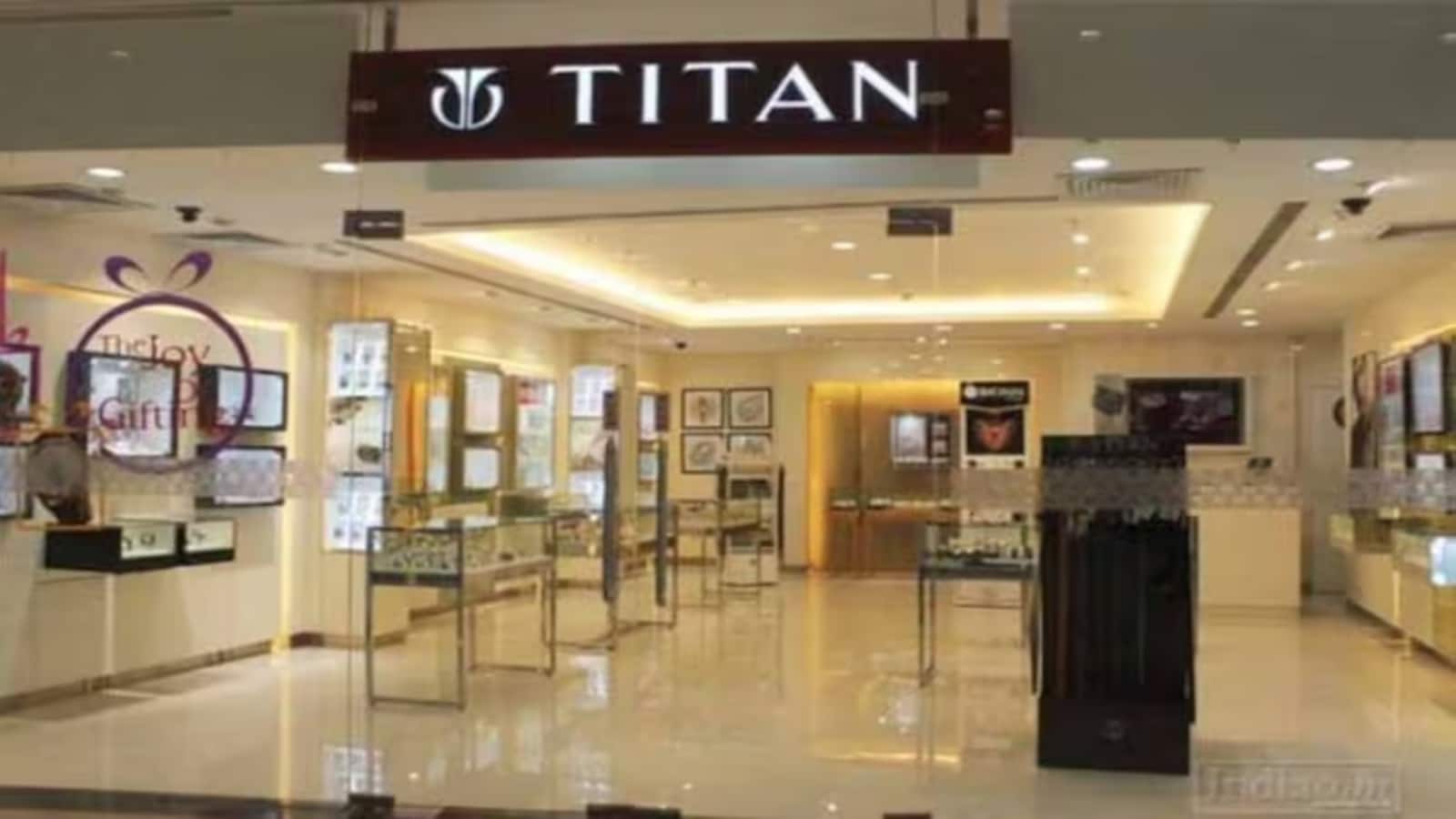 Titan Share Price : अच्छे नतीजों के दम पर करीब 2% भागा टाइटन का शेयर, जानिए क्या है ब्रोकरेज की राय