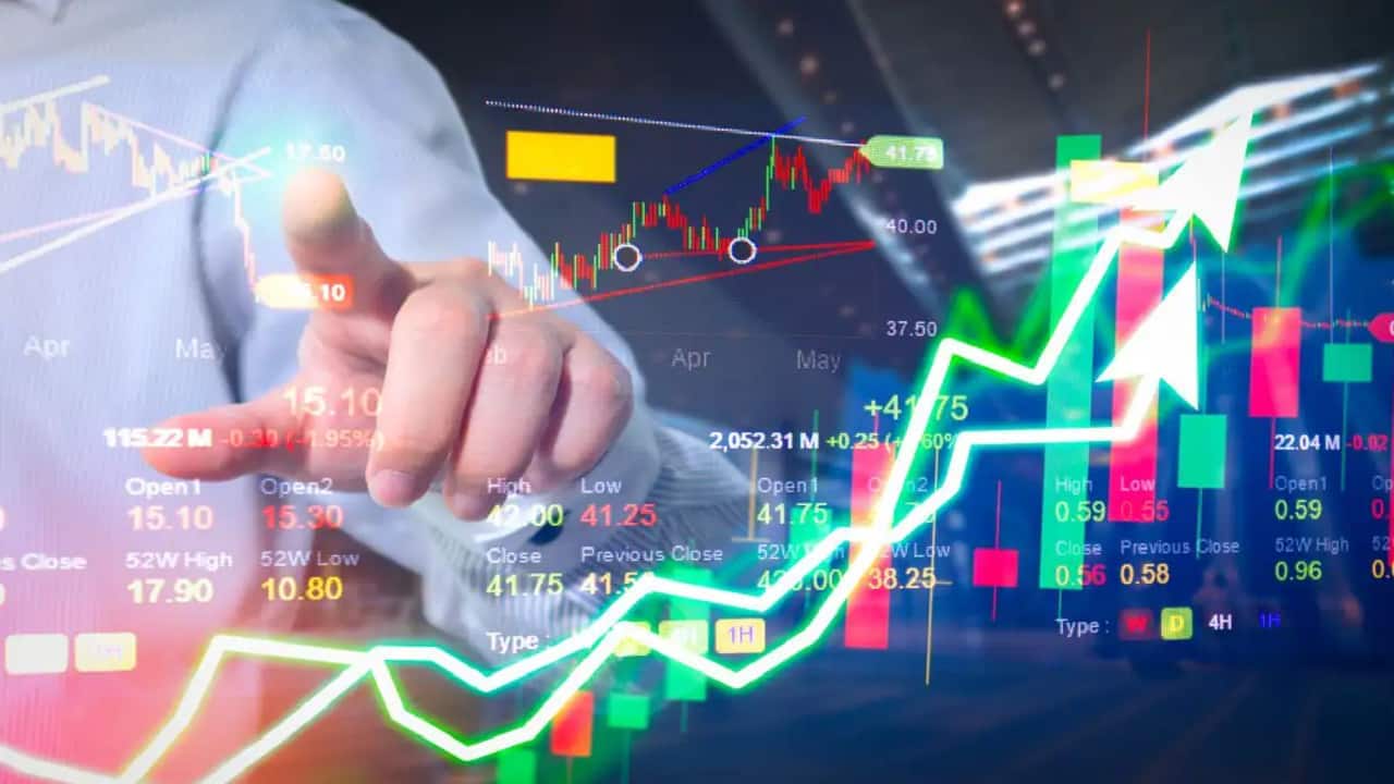 HDFC Bank के शेयरों में 1.13% की तेजी, सबसे ज्यादा बढ़त वाले शेयरों में शामिल