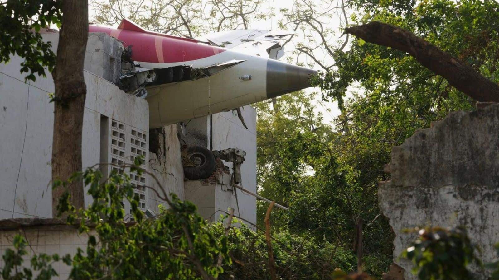 Air India Crash: अमेरिकी अटॉर्नी ने बोइंग के डिजाइन में खामियां और कम मुआवजे का मुद्दा उठाया