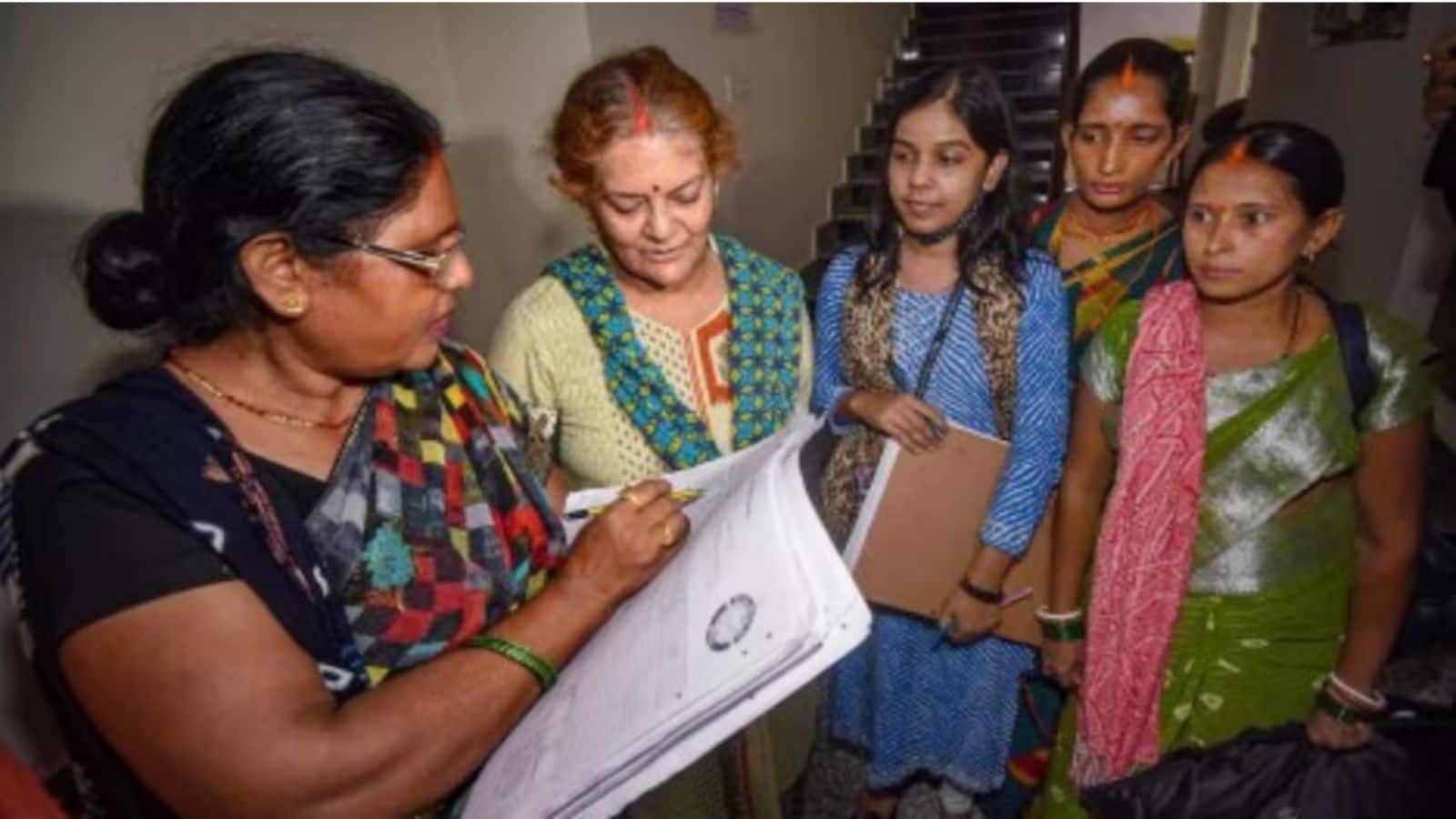 Bihar SIR Row: 'वोटर लिस्ट को लेकर 1 सितंबर के बाद भी स्वीकार होंगी आपत्तियां'; सुप्रीम कोर्ट का एसआईआर अभियान की डेडलाइन बढ़ाने से इनकार