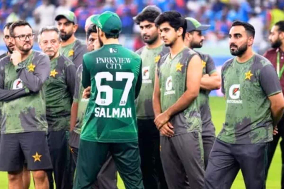 पाकिस्तान टीम में सिलेक्शन के लिए चलती है पर्ची,पूर्व क्रिकेटर का बड़ा खुलासा