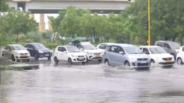 Heavy Rain Alert: 6 राज्यों में भारी बारिश का रेड अलर्ट, जानें आपके शहर का मौसम कैसा रहेगा