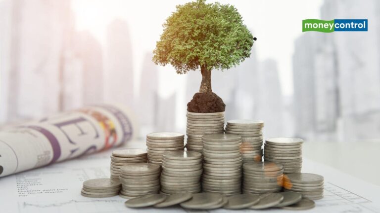 NRE फिक्स्ड डिपॉजिट पर मिलेगा तगड़ा रिटर्न, ये बैंक दे रहे हैं सबसे ज्यादा ब्याज