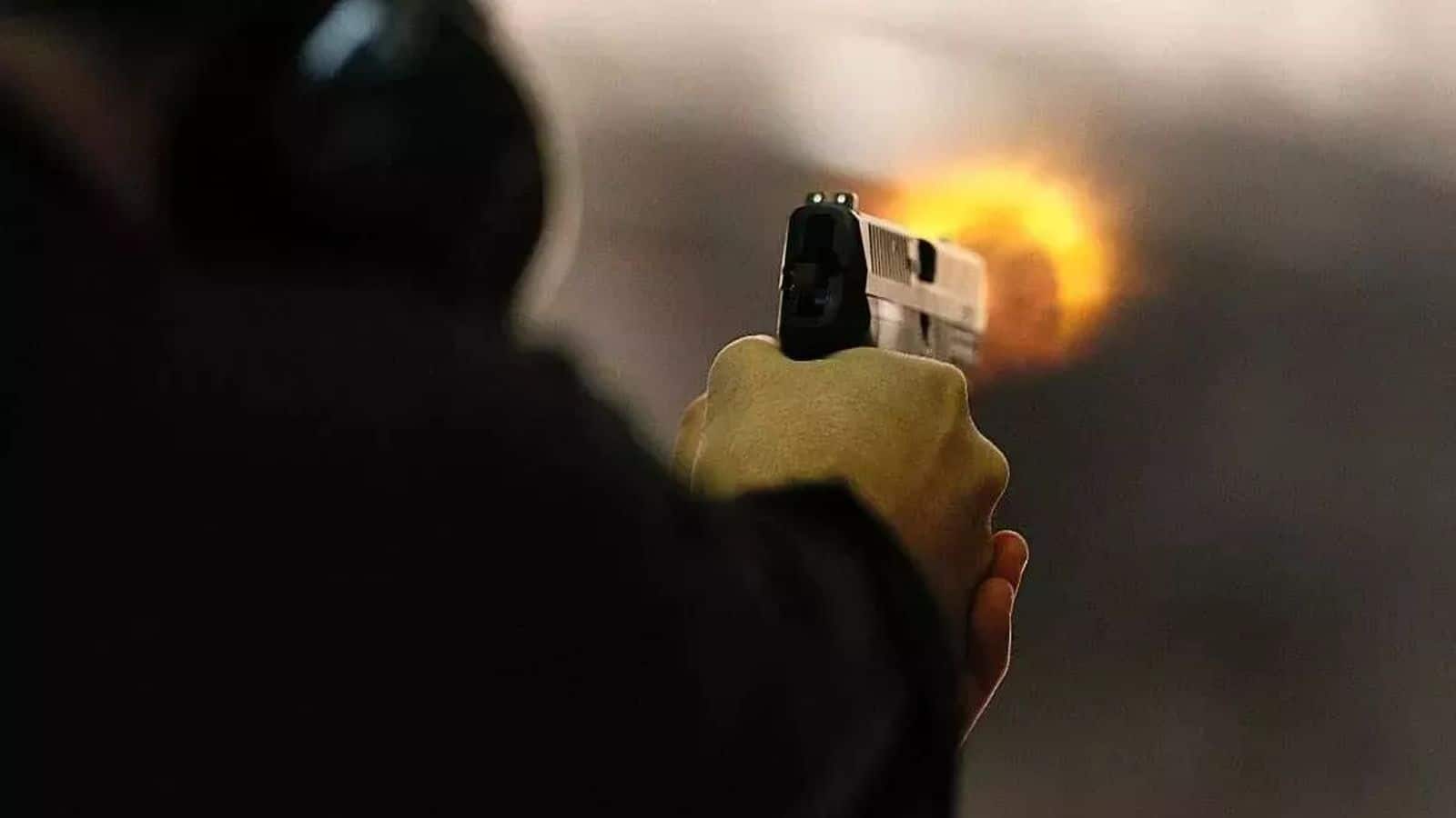 Firing in Lucknow: लखनऊ के मॉल में सरेआम गोलीबारी से हड़कंप! महिला समेत 4 गिरफ्तार, अखिलेश यादव ने उठाए सवाल