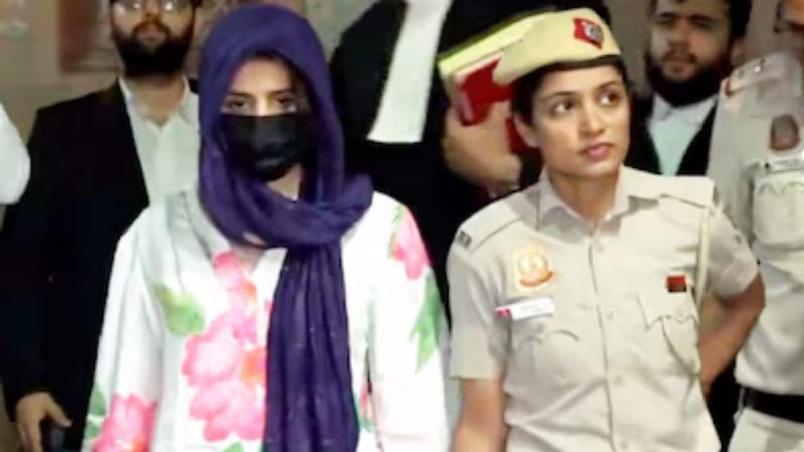 Delhi BMW Car Crash: शराब के नशे में नहीं थी आरोपी गगनप्रीत कौर, मेडिकल रिपोर्ट में हुआ खुलासा