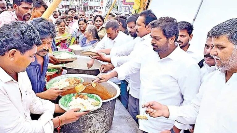 जगन रेड्डी की पार्टी के नेताओं ने गणेश पंडाल के पास परोसी चिकन बिरयानी परोसी! मच गया बवाल, केस हुआ दर्ज