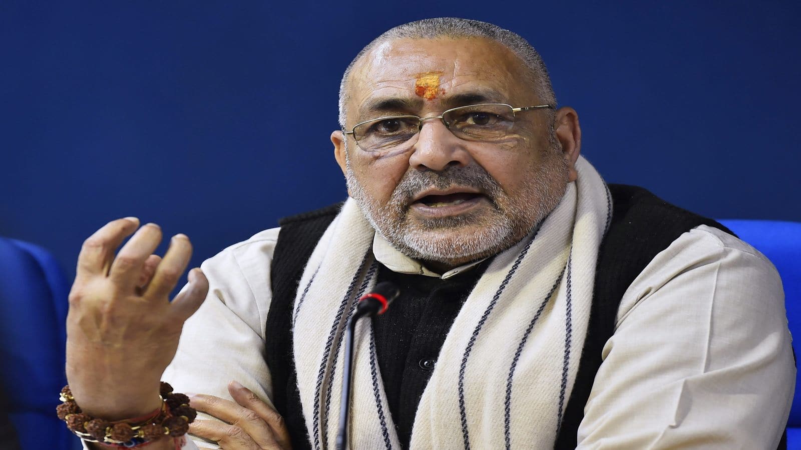 Bihar Election 2025: 'थेथर में महाथेथर…'; तेजस्वी यादव पर गिरिराज सिंह का करारा वार