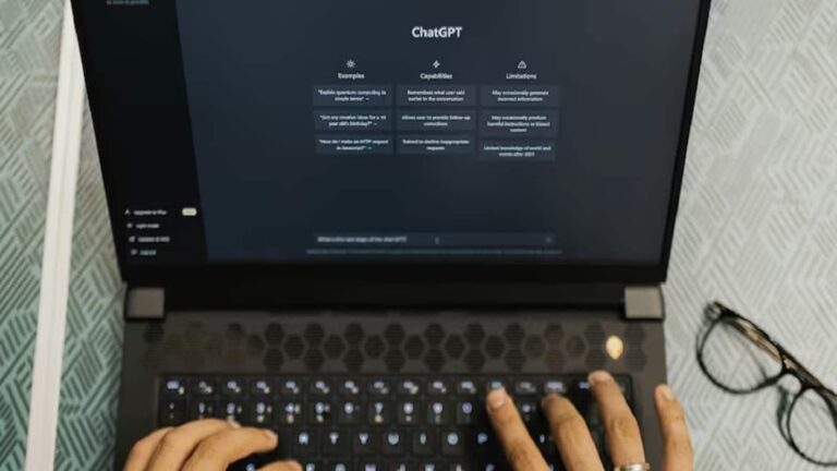 ChatGPT ने जिसे बताया गले की खराश वह निकला चौथे स्टेज का एसोफैजियल एडेनोकार्सिनोमा कैंसर, चौंकाने वाला है मामला