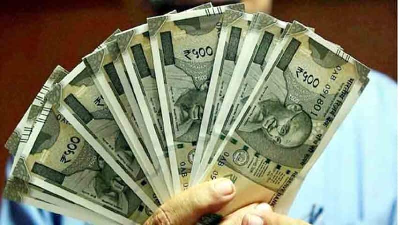 Savings And Investment: सिर्फ 3 महीने के लिए निवेश और 6%+ का रिटर्न! जानिए कौन-सा विकल्प है सबसे किफायती और कैसे मिलेगा ये जबरदस्त मौका