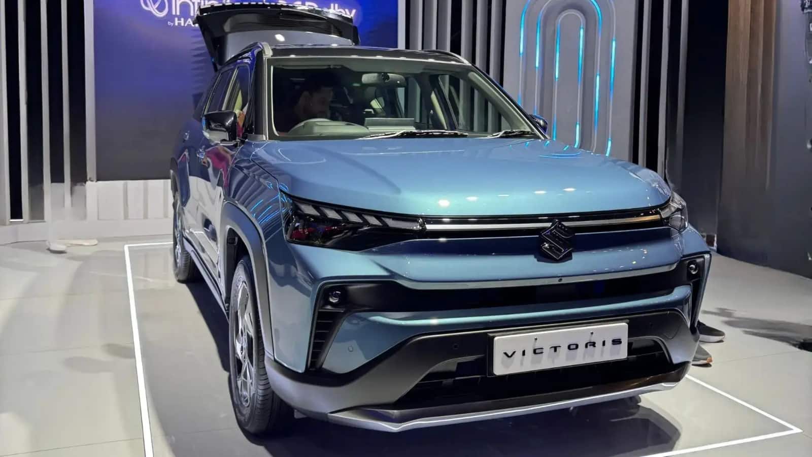 Maruti Suzuki Victoris: मारुति की नई SUV में कैसे हैं फीचर्स, सेफ्टी में मिली 5-स्टार रेटिंग...कीमत के साथ जानें बाकी डीटेल्स