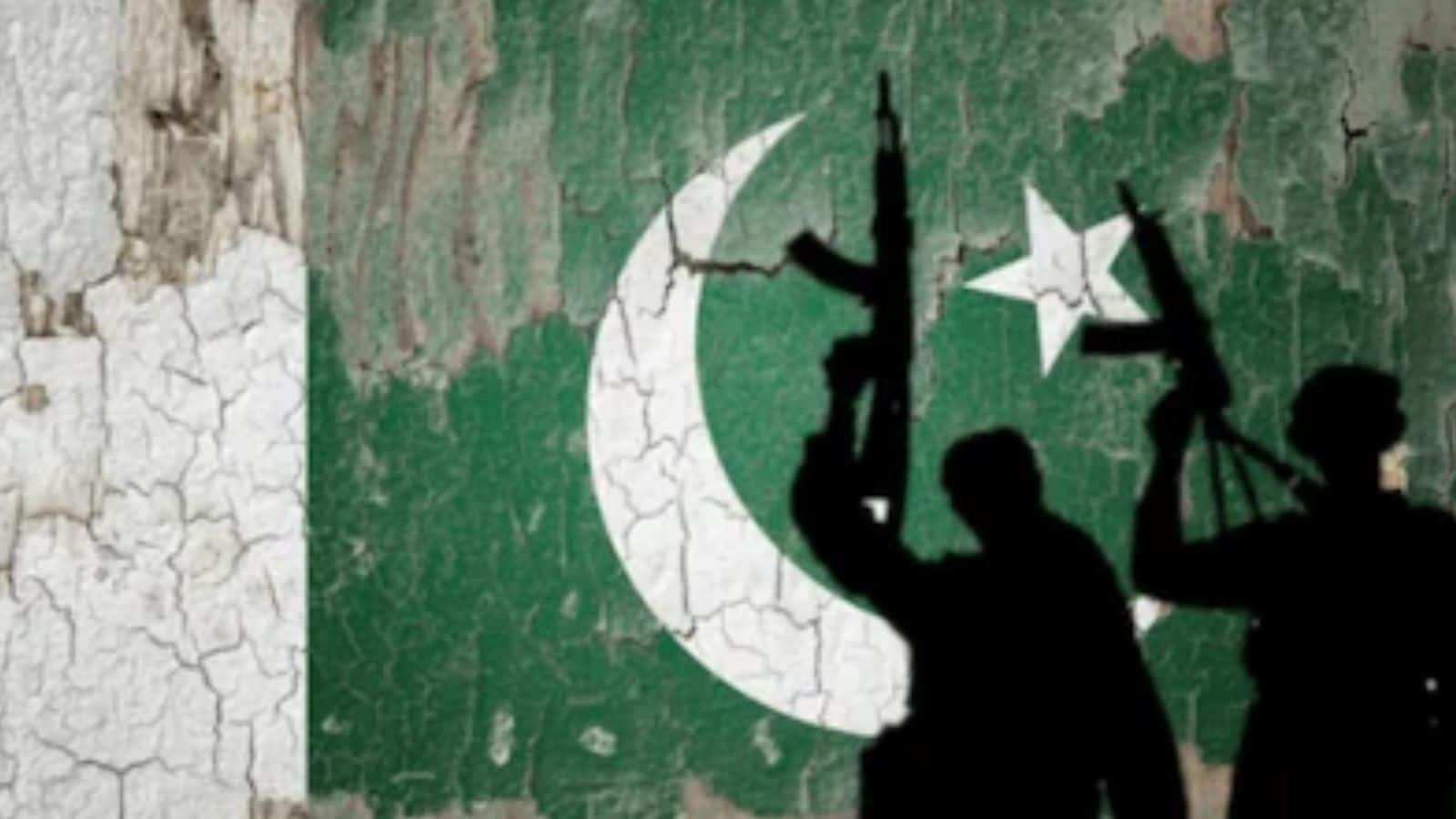 ऑपरेशन सिंदूर के बाद पाकिस्तान के आतंकी गुटों ने बदले अपने ठिकाने, अब अफगान बॉर्डर पर बन रहा नया कैंप: रिपोर्ट