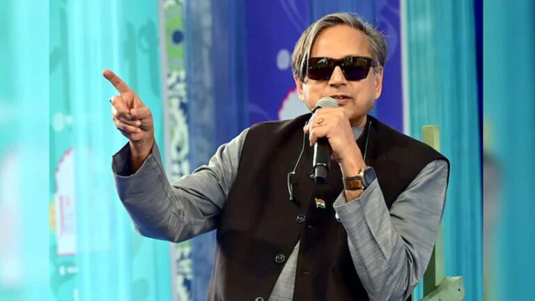 Shashi Tharoor: 'हमें उनसे हाथ मिलाना चाहिए था...'; भारत-पाकिस्तान मैच विवाद को लेकर शशि थरूर की सूर्यकुमार यादव को सलाह