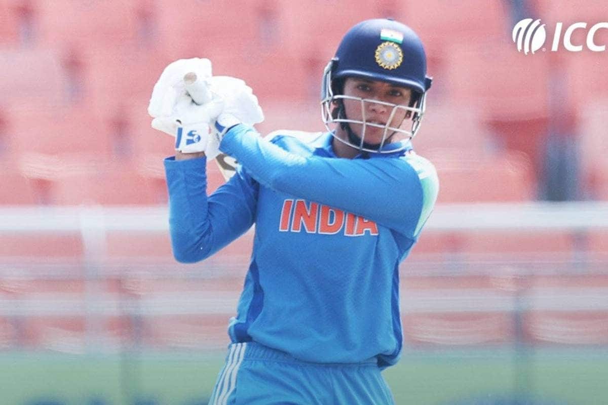 मंधाना के शतक से भारत की छोरियों ने AUS को 102 रन से रौंदा, सीरीज 1-1 से बराबर