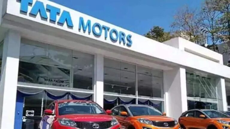 Tata Motors Share price : JLR के लिए आई नई मुसीबत, टाटा मोटर्स के शेयर में आज 3% से ज्यादा की गिरावट