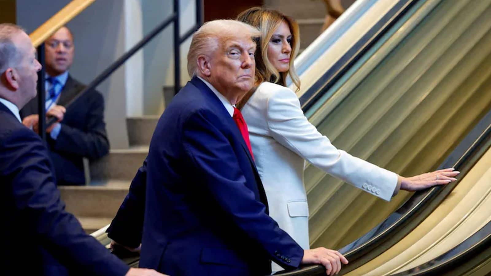 Escalator Row: ...तो इस वजह से ट्रंप और मेलानिया के कदम रखते ही बंद हो गया एस्केलेटर! UN का बड़ा दावा