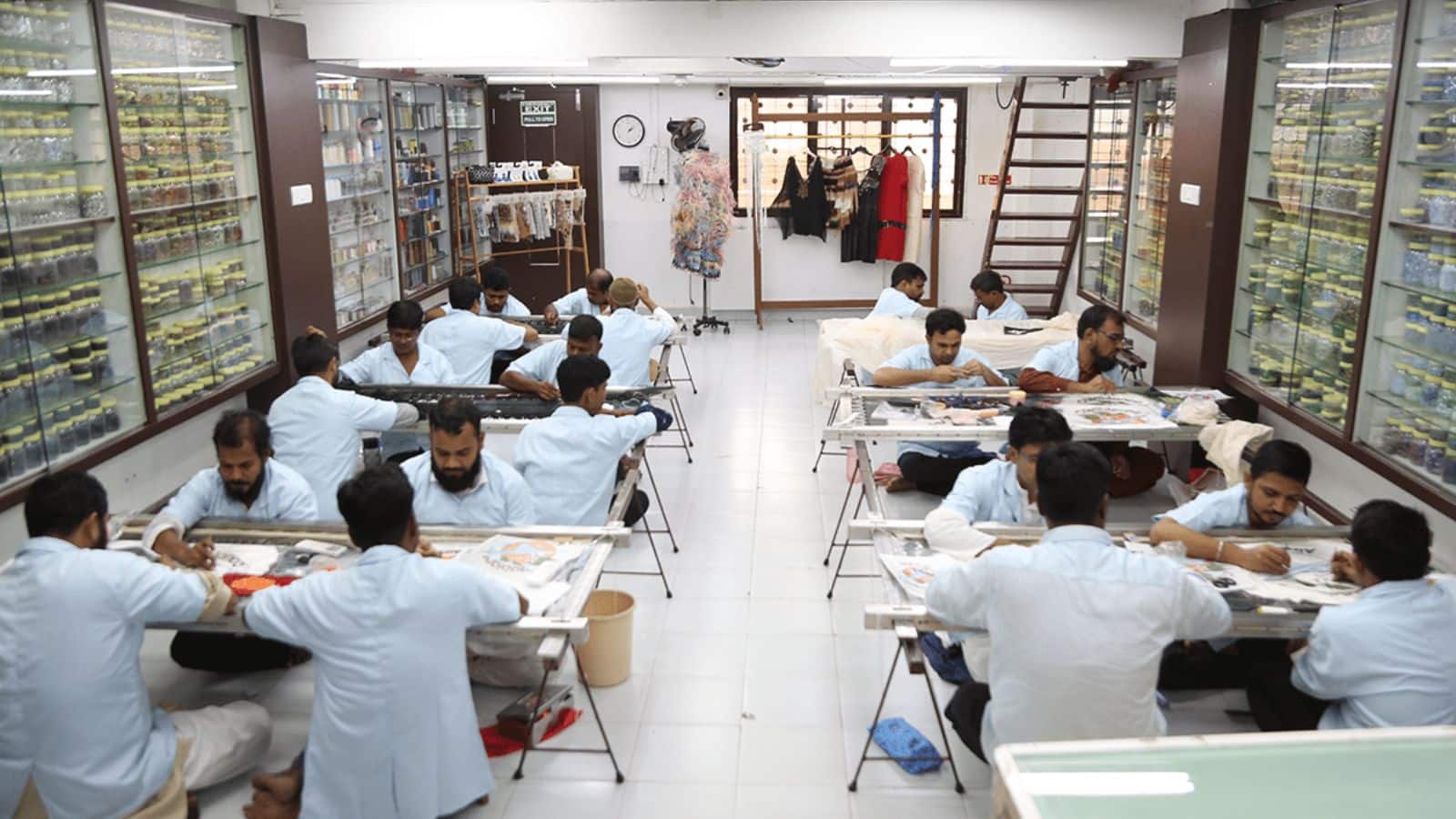 Vashishtha Luxury Fashion IPO: 5 सितंबर को खुलेगा ₹8.87 करोड़ का आईपीओ, प्राइस बैंड सहित जानिए पूरी डिटेल्स