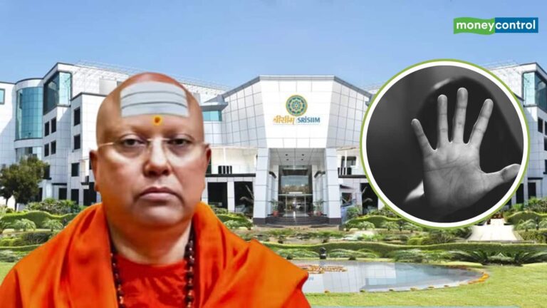 Chaitanyananda Saraswati Arrested: चैतन्यानंद सरस्वती हुआ गिरफ्तार, 17 छात्राओं से यौन शोषण का आरोपी आगरा में धराया!